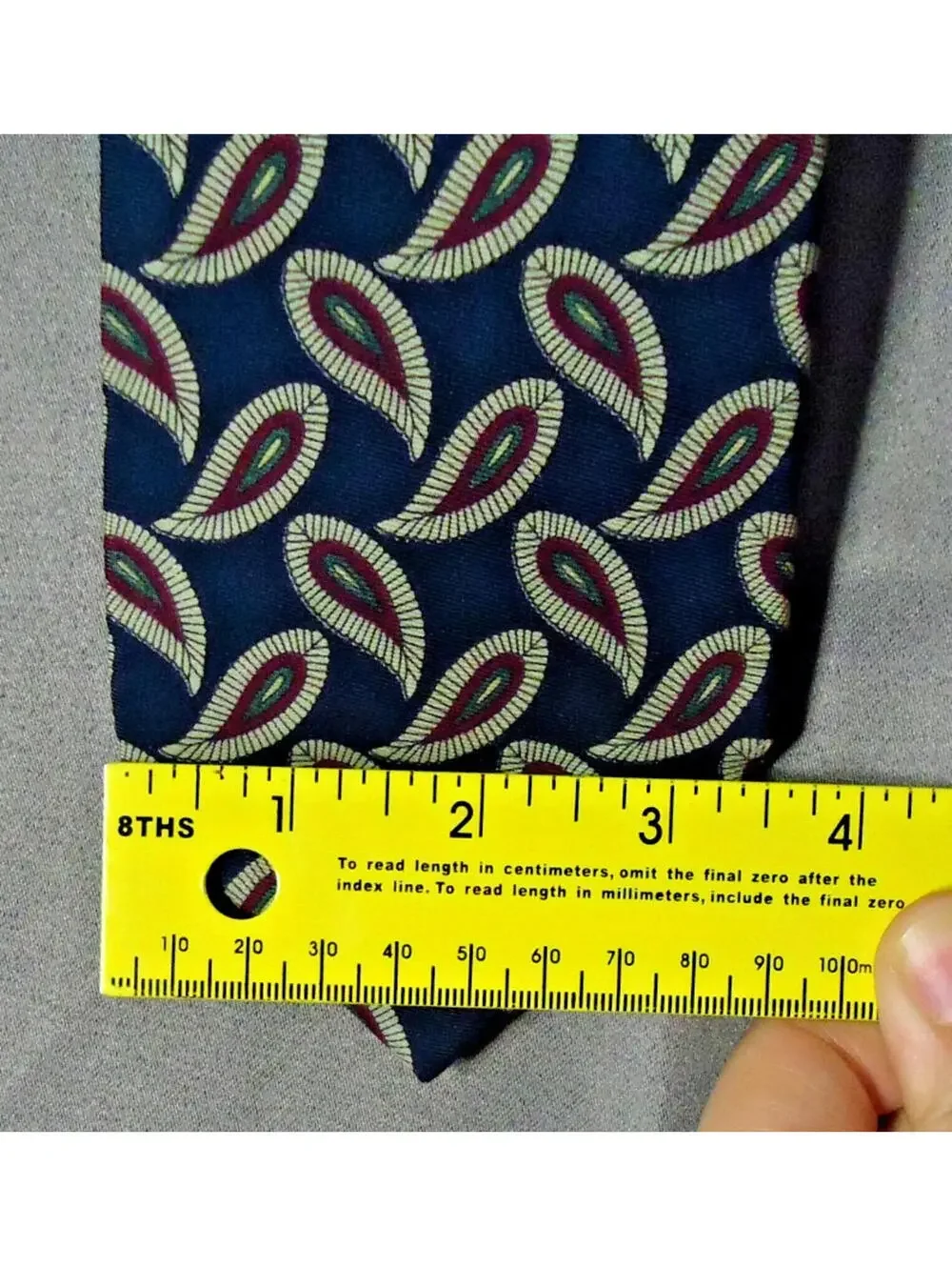 Lands' End Direct Merchants Hand-Sewn 100% Silk Tie Made in USA Imported Fabric